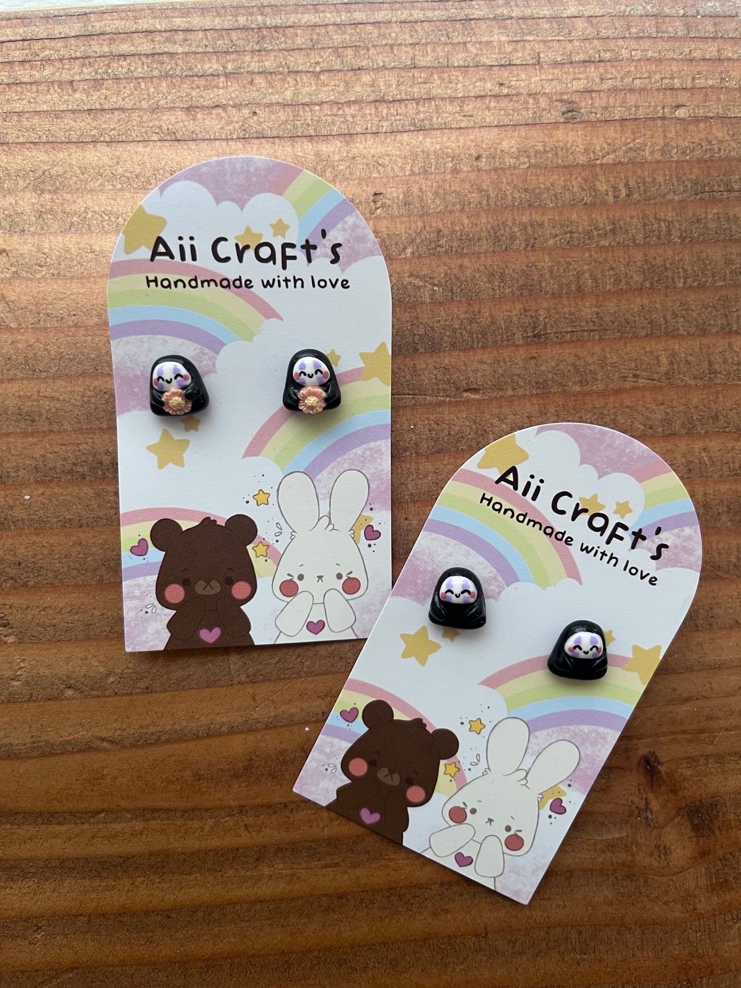 Little no face studs