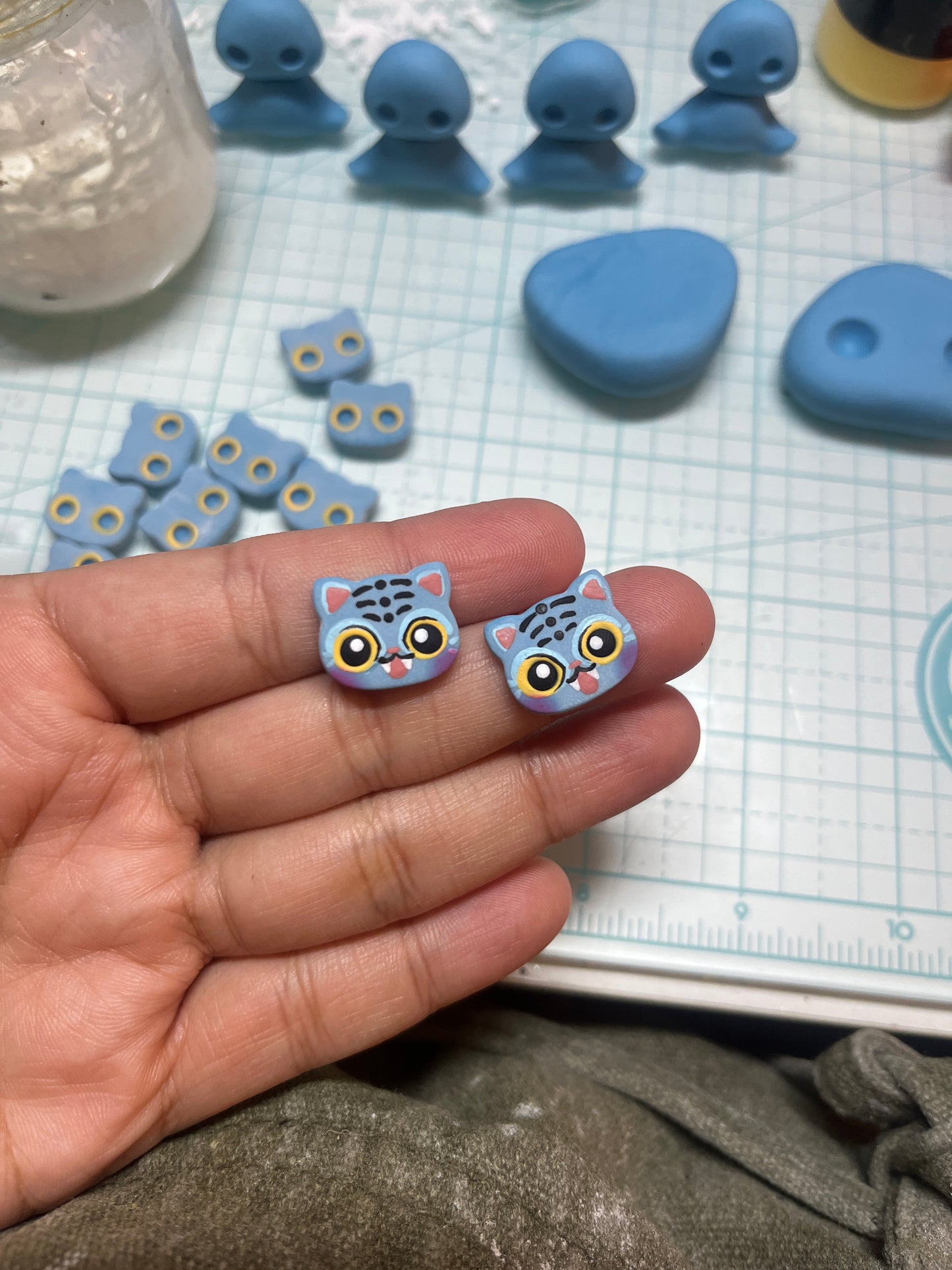 Derpy tiger stud earrings